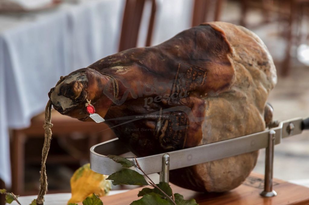 PROSCIUTTO CRUDO VAL VIGEZZO X 7 kg S/O LC